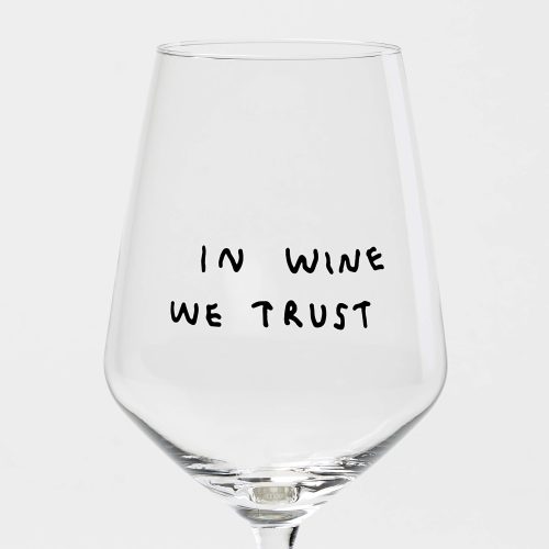 selekkt_JohannaSchwarzer-Cropped-1-1_5_INWINEWETRUST